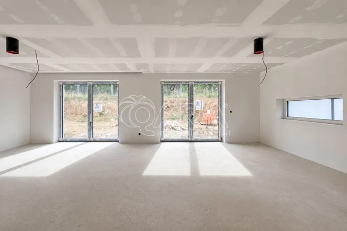 Prodej rodinného domu, Kamenice - Ládví, Benešovská, 159 m2