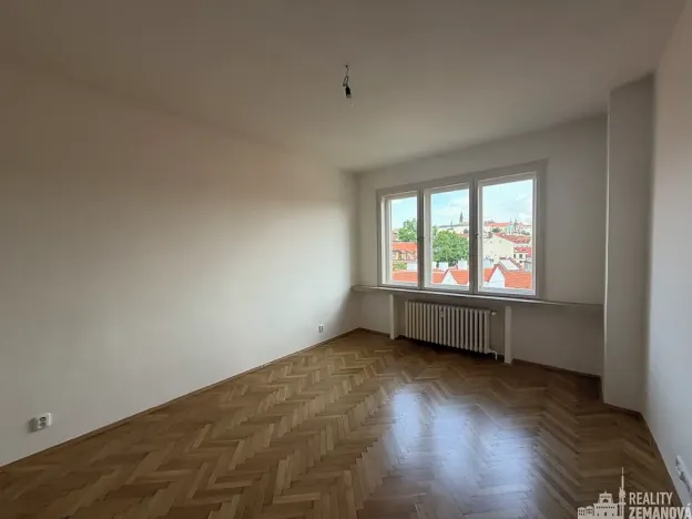 Pronájem bytu 2+1, Praha - Malá Strana, Šeříková, 50 m2