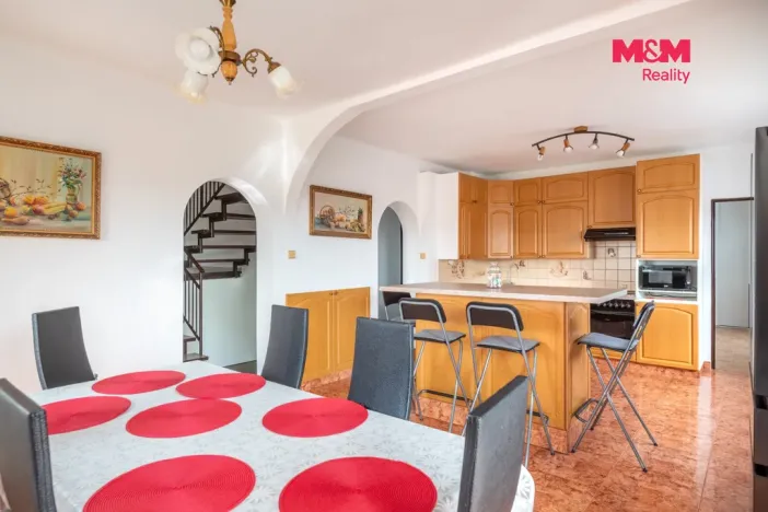 Pronájem bytu 5+1, Radomyšl, Spojovací, 160 m2