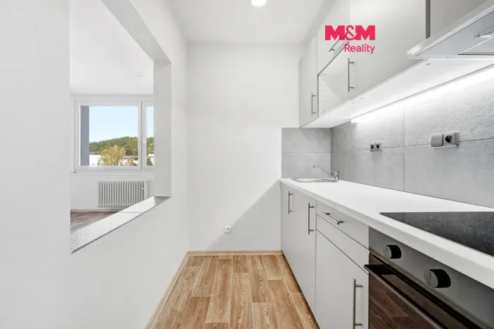 Prodej bytu 3+1, Jablonec nad Nisou - Jablonecké Paseky, Spojovací, 65 m2