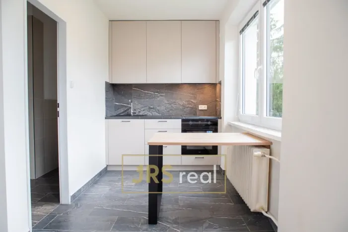 Pronájem bytu 1+kk, Veselí nad Moravou, Hutník, 32 m2