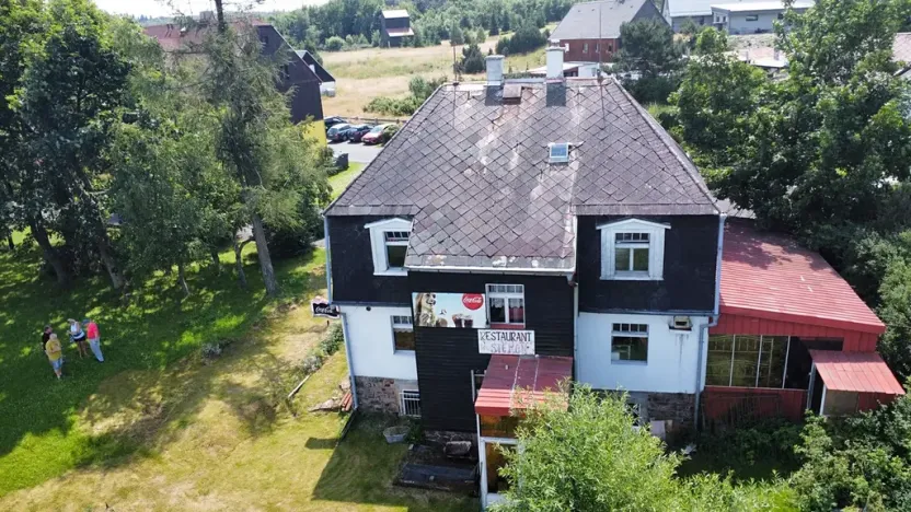 Prodej rodinného domu, Dubí, 302 m2