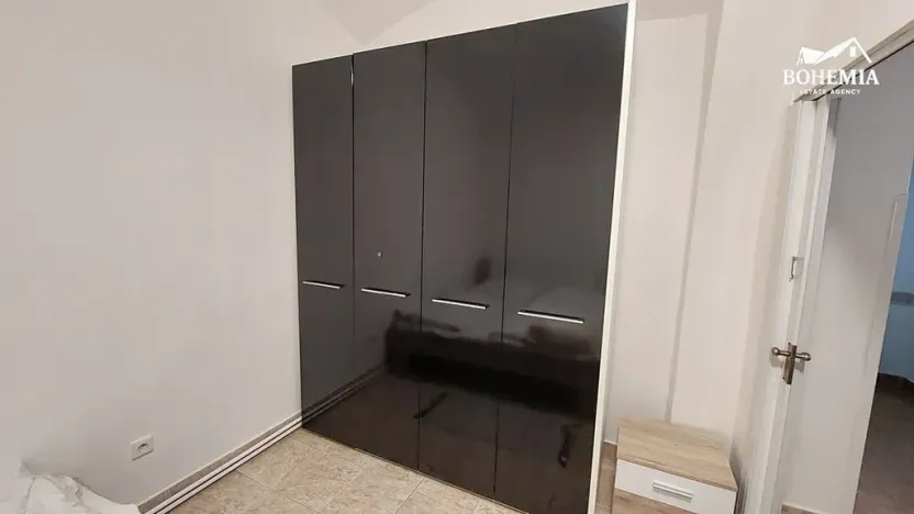 Prodej bytu 3+1, Teplice, U Hadích lázní, 74 m2