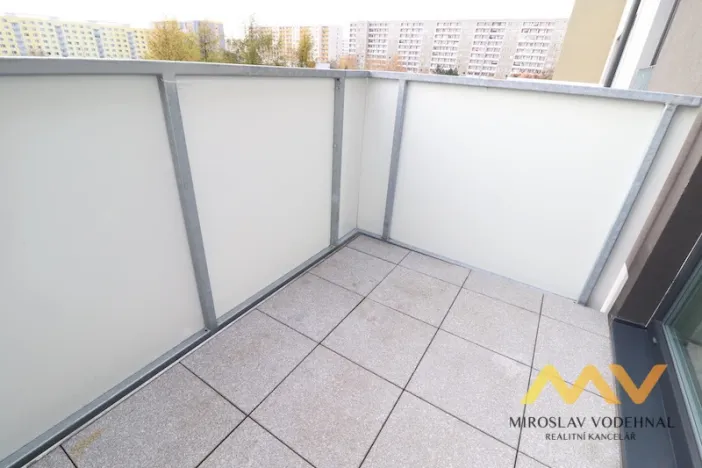 Pronájem bytu 2+kk, Hradec Králové - Nový Hradec Králové, Kejzlarova, 56 m2