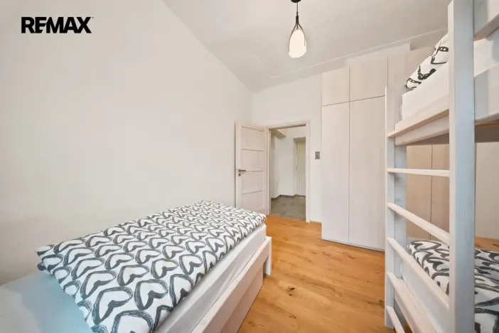 Prodej bytu 3+kk, Svoboda nad Úpou, Pietteho nám., 81 m2