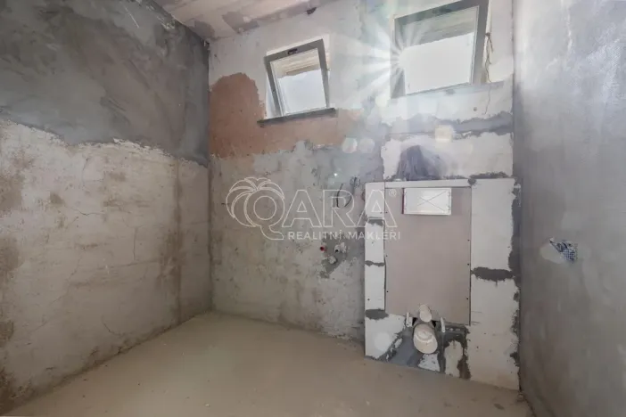 Prodej rodinného domu, Komárov, B. Němcové, 165 m2