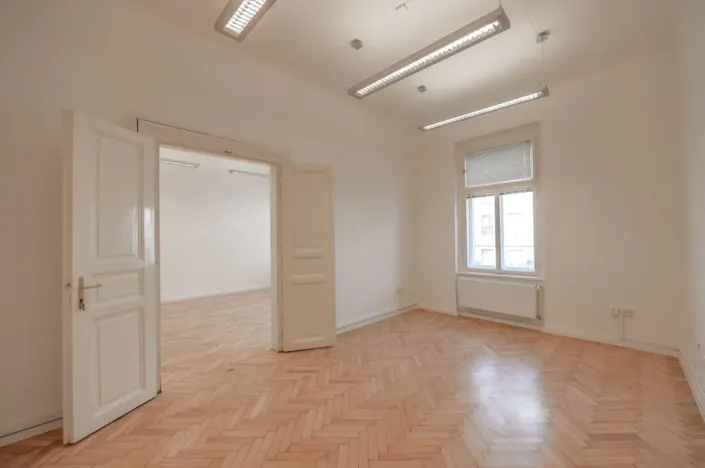 Pronájem kanceláře, Praha - Nové Město, Klimentská, 104 m2
