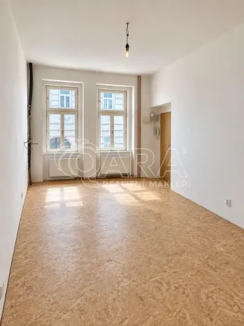 Prodej bytu 1+kk, Praha - Karlín, Karlínské náměstí, 22 m2