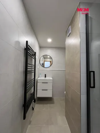 Pronájem bytu 3+1, Karlovy Vary - Stará Role, Hlávkova, 67 m2