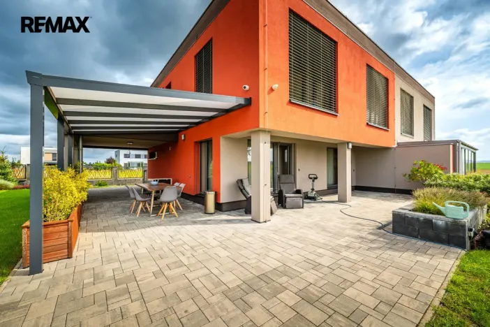 Prodej vícegeneračního domu, Praha - Křeslice, Ibišková, 304 m2