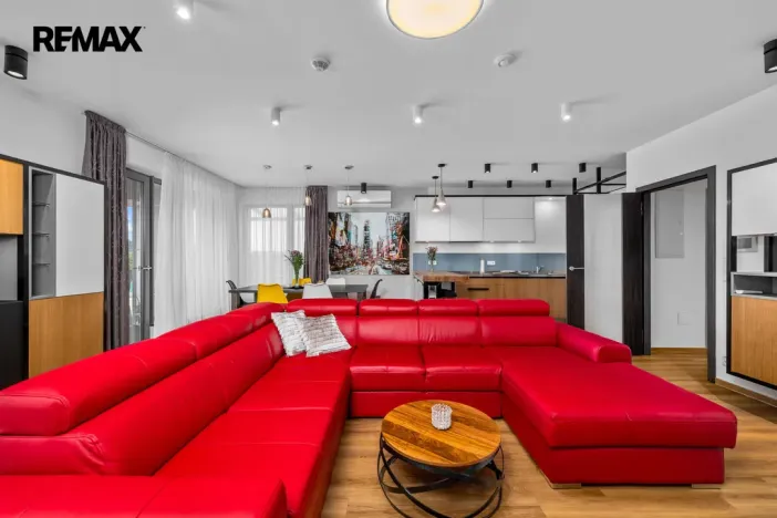 Prodej vícegeneračního domu, Praha - Křeslice, Ibišková, 304 m2