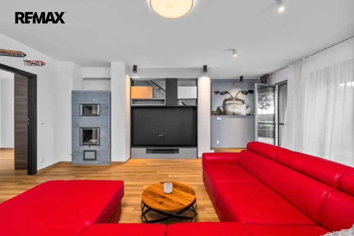 Prodej vícegeneračního domu, Praha - Křeslice, Ibišková, 304 m2