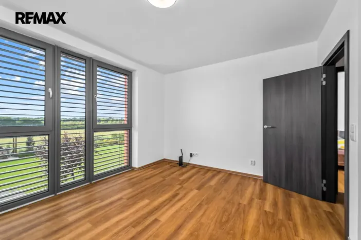 Prodej vícegeneračního domu, Praha - Křeslice, Ibišková, 304 m2