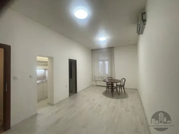 Pronájem bytu 1+kk, Praha - Smíchov, Plzeňská, 49 m2