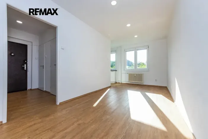 Pronájem bytu 3+1, Praha - Záběhlice, Bělčická, 74 m2
