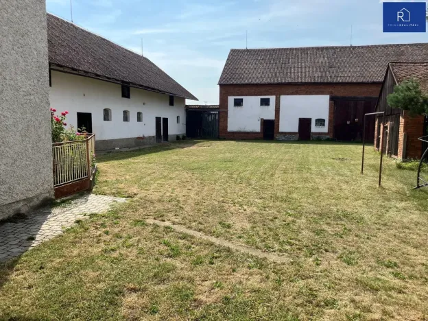 Prodej rodinného domu, Uničov - Horní Sukolom, 220 m2