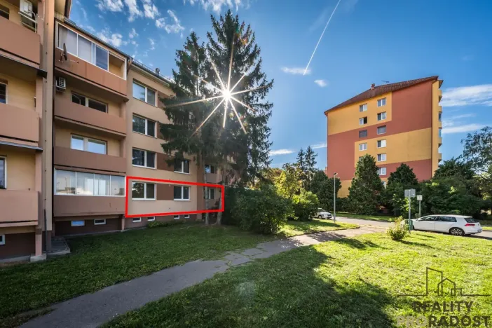 Prodej bytu 2+1, Hodonín, nám. Osvobození, 64 m2