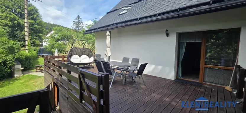 Prodej rodinného domu, Lipová-lázně - Horní Lipová, 320 m2
