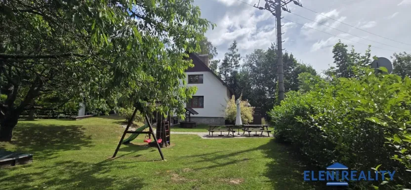 Prodej rodinného domu, Lipová-lázně - Horní Lipová, 320 m2
