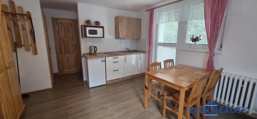 Prodej rodinného domu, Lipová-lázně - Horní Lipová, 320 m2