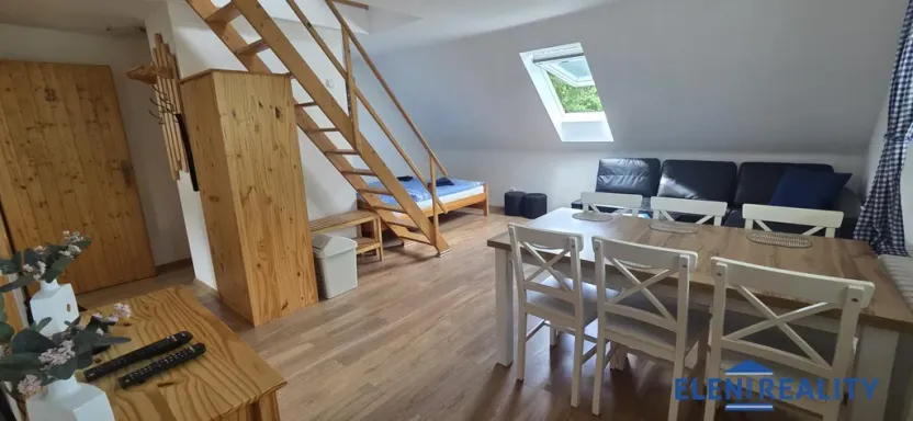 Prodej rodinného domu, Lipová-lázně - Horní Lipová, 320 m2