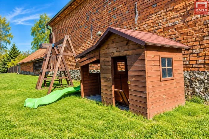 Prodej rodinného domu, Moravičany, 350 m2