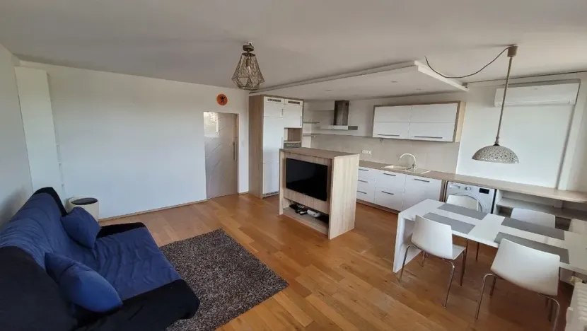 Pronájem bytu 3+kk, Praha - Žižkov, Na rovnosti, 76 m2