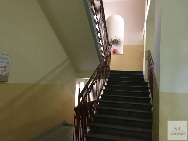 Pronájem bytu 2+1, Karlovy Vary, nábřeží Jana Palacha, 60 m2