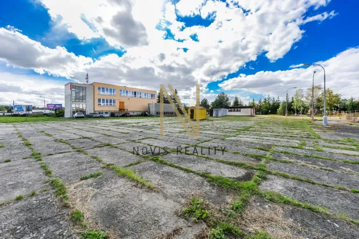 Pronájem komerčního pozemku, Plzeň, Domažlická, 1500 m2