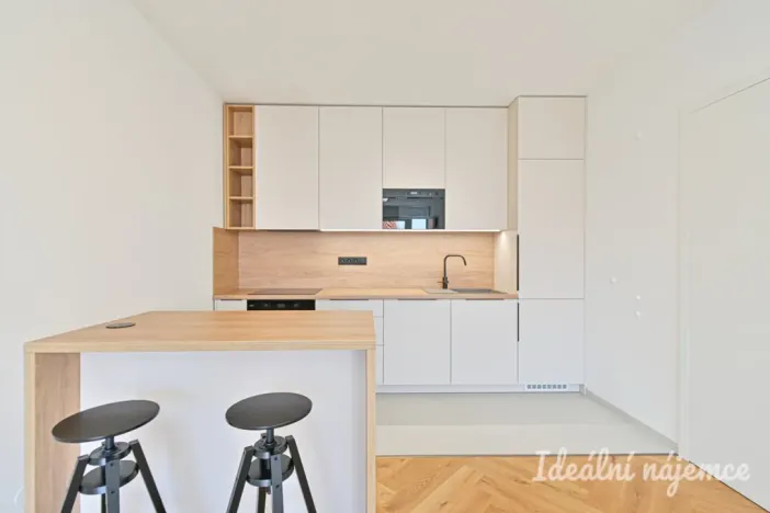 Pronájem bytu 2+kk, Brno - Královo Pole, Poděbradova, 59 m2