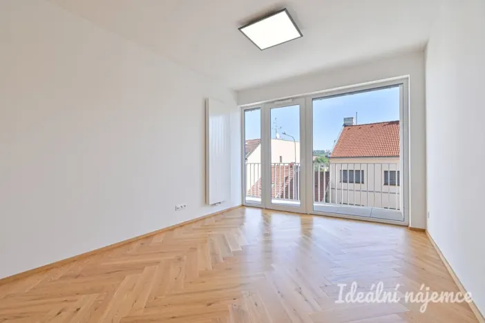 Pronájem bytu 2+kk, Brno - Královo Pole, Poděbradova, 59 m2