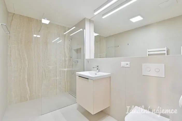 Pronájem bytu 2+kk, Brno - Královo Pole, Poděbradova, 59 m2
