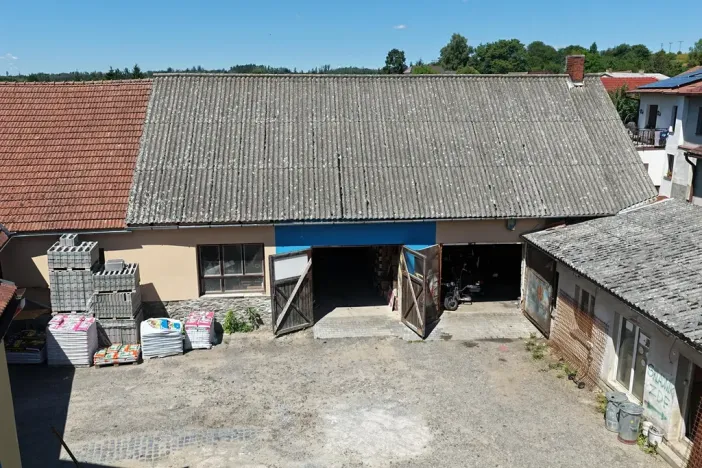 Prodej obchodního prostoru, Kamenice, 1737 m2