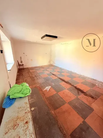 Pronájem výrobních prostor, Netolice, Mírové Náměstí, 500 m2