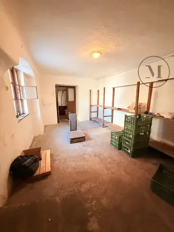 Pronájem komerční nemovitosti, Netolice, Mírové Náměstí, 500 m2