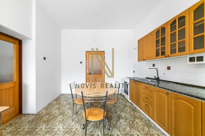 Prodej bytu 2+1, Vimperk - Vimperk II, Kaplířova, 73 m2