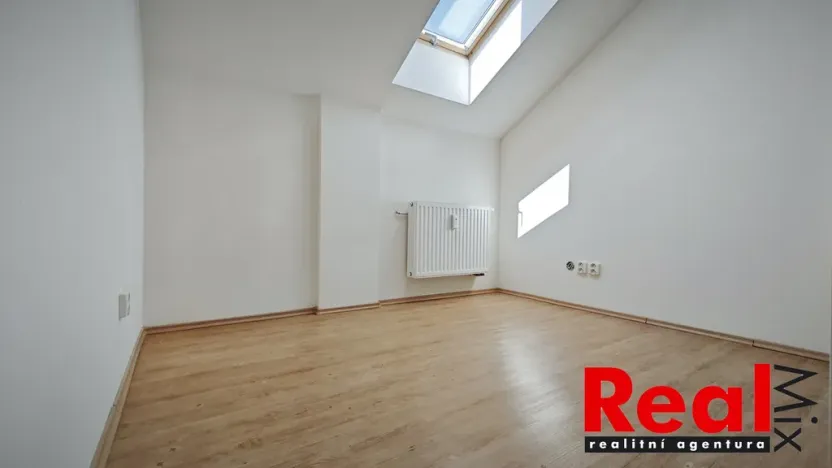 Pronájem bytu 1+kk, Brno - Veveří, Smetanova, 17 m2