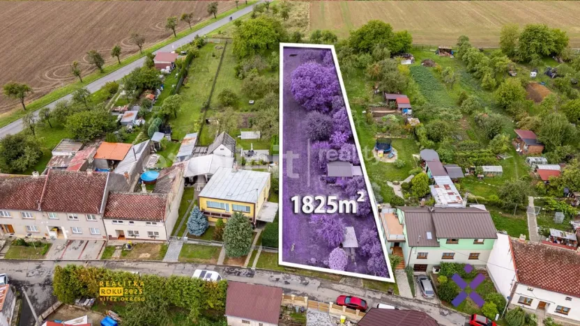 Prodej pozemku pro bydlení, Roštění, 1825 m2