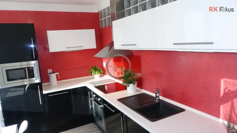 Prodej bytu 3+1, Třebíč - Borovina, Okružní, 77 m2
