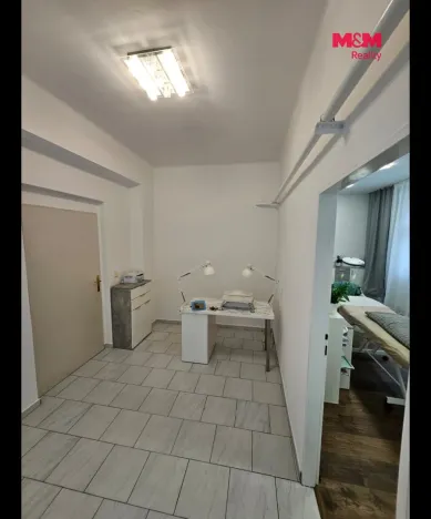 Pronájem obchodního prostoru, Praha - Nusle, Bohuslava ze Švamberka, 35 m2