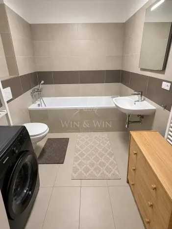 Prodej bytu 2+kk, Jince, Zborovská, 56 m2
