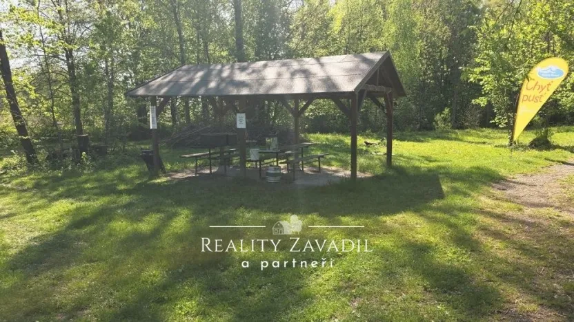 Prodej komerčního pozemku, Žabeň, 32500 m2