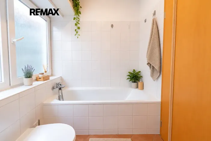 Prodej bytu 2+kk, Praha - Holešovice, Jateční, 45 m2