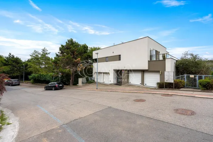 Prodej bytu 3+kk, Praha - Hlubočepy, Výhledová, 110 m2
