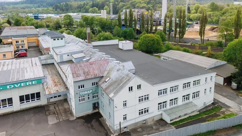 Prodej výrobních prostor, Ostrov, Krátká, 11439 m2