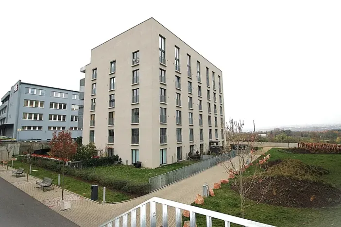 Pronájem bytu 2+kk, Praha - Libeň, Novovysočanská, 55 m2