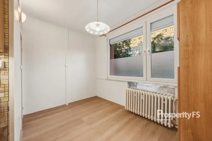 Prodej bytu 1+1, Ústí nad Labem - Severní Terasa, Zvonková, 42 m2
