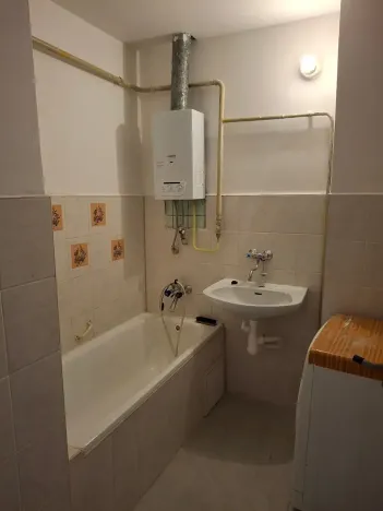 Pronájem bytu 1+kk, Žatec, Svatováclavská, 30 m2