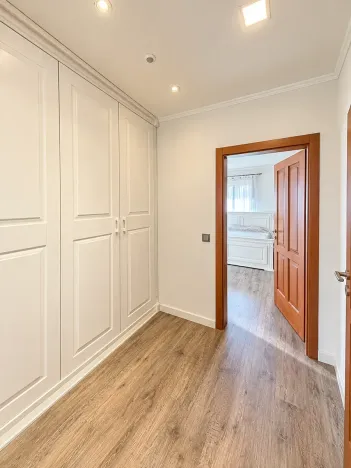Prodej rodinného domu, Líbeznice, Nedvědova, 335 m2