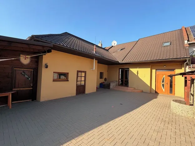 Prodej rodinného domu, Hulín, 230 m2
